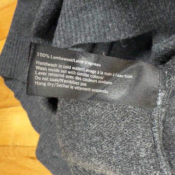 Filippa K Lambswool V-Neck Long Sleeves Leather Patched Elbows Black Sweater s L - Picture 4 of 4